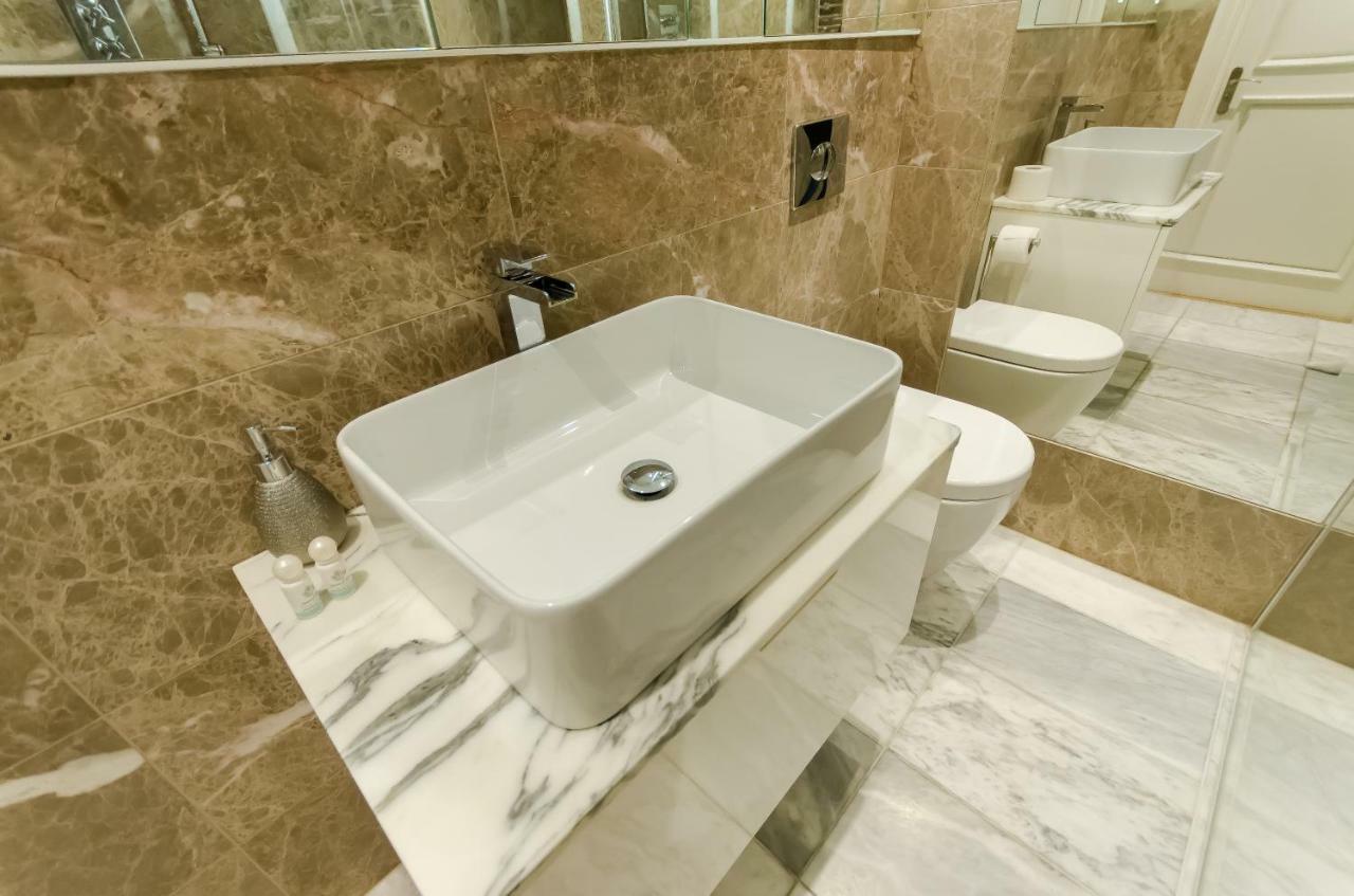 Kazimierz Penthouse With Private Terrace Apartment คราคูฟ ภายนอก รูปภาพ