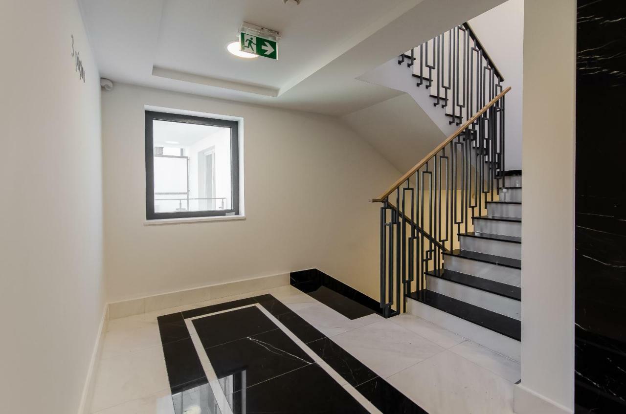 Kazimierz Penthouse With Private Terrace Apartment คราคูฟ ภายนอก รูปภาพ