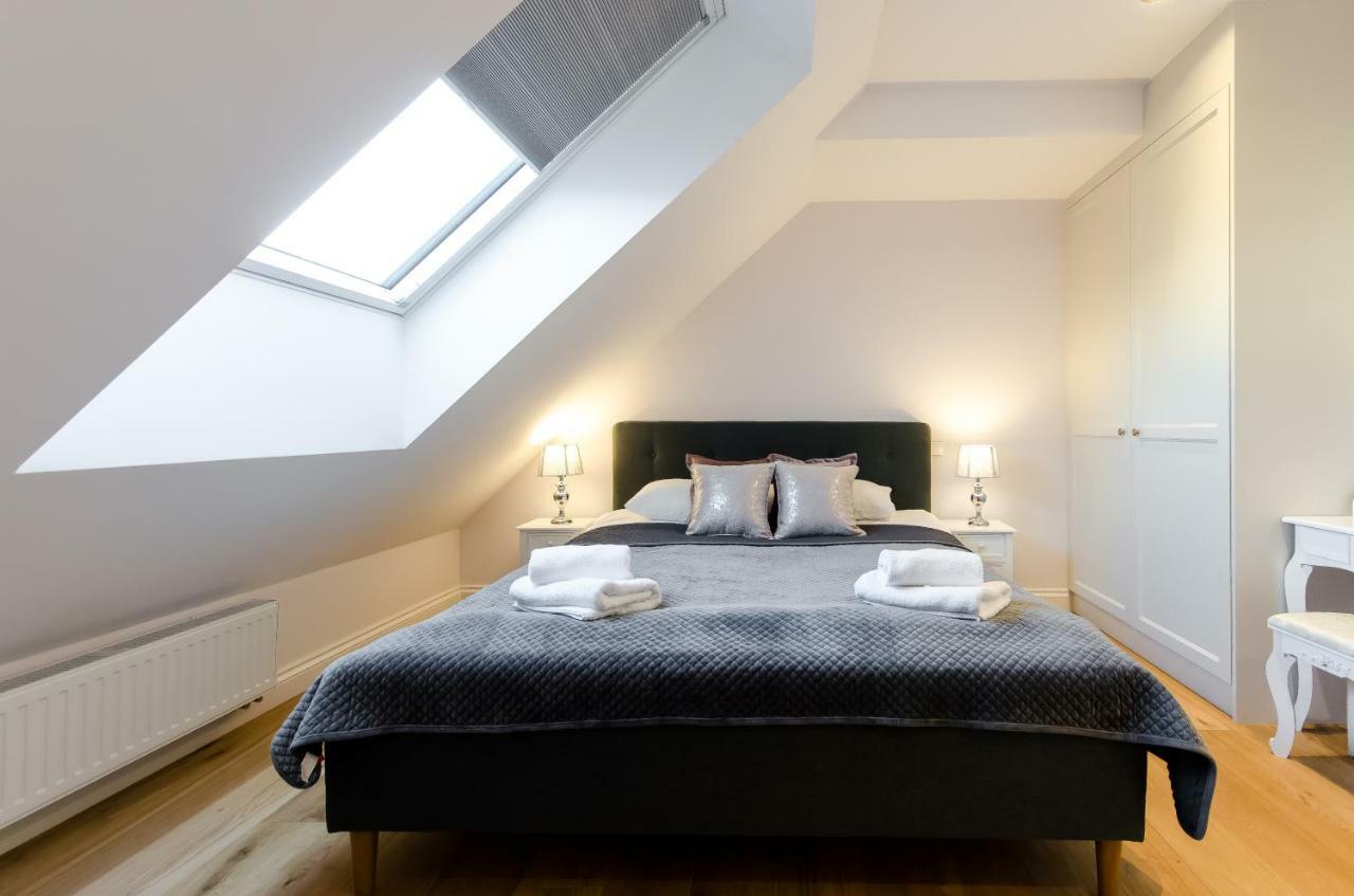 Kazimierz Penthouse With Private Terrace Apartment คราคูฟ ภายนอก รูปภาพ